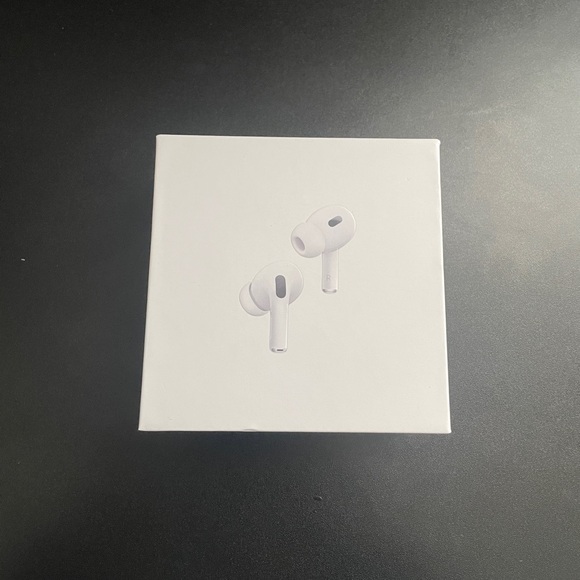 Apple AirPods 2nd Generation Wireless Charging Case